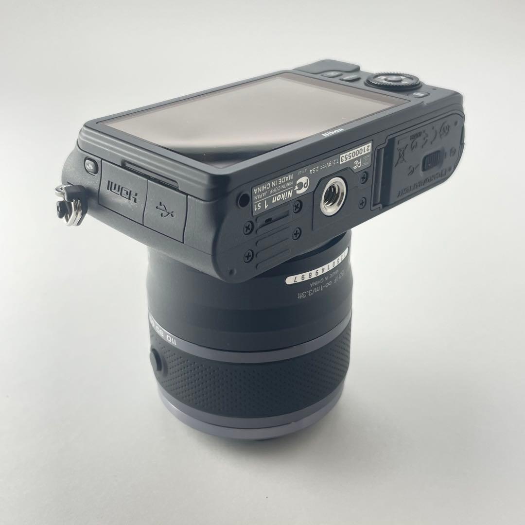 【極上美品・返品保証】Nikon1 S1ブラック 標準レンズキット
