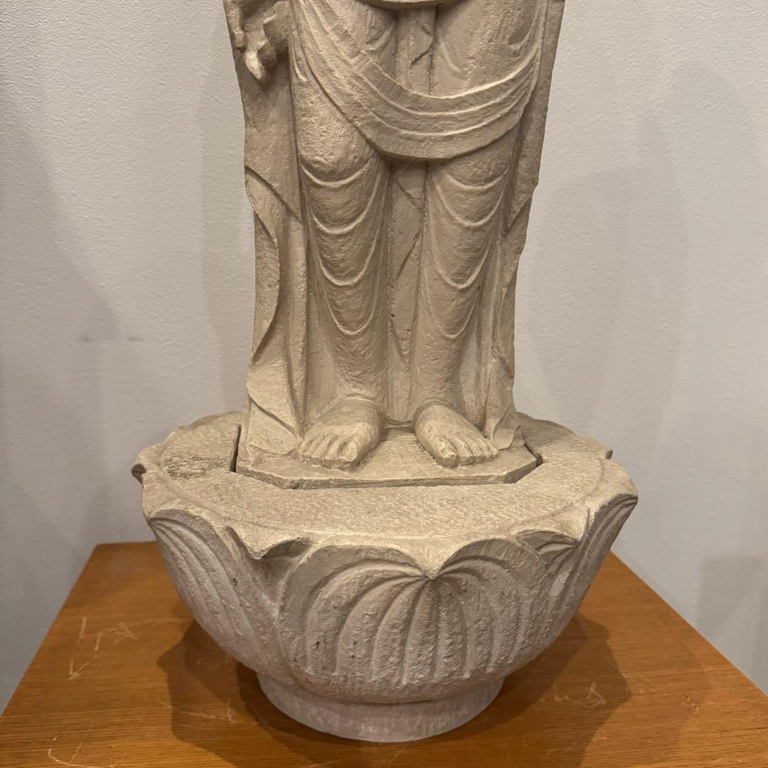 聖観音菩薩立像 石像 台座付 大型サイズ(高さ74cm)