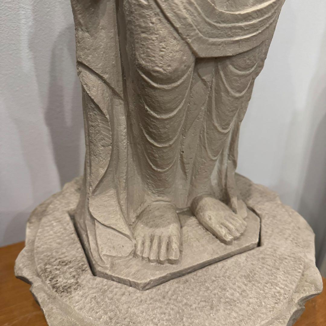 聖観音菩薩立像 石像 台座付 大型サイズ(高さ74cm)