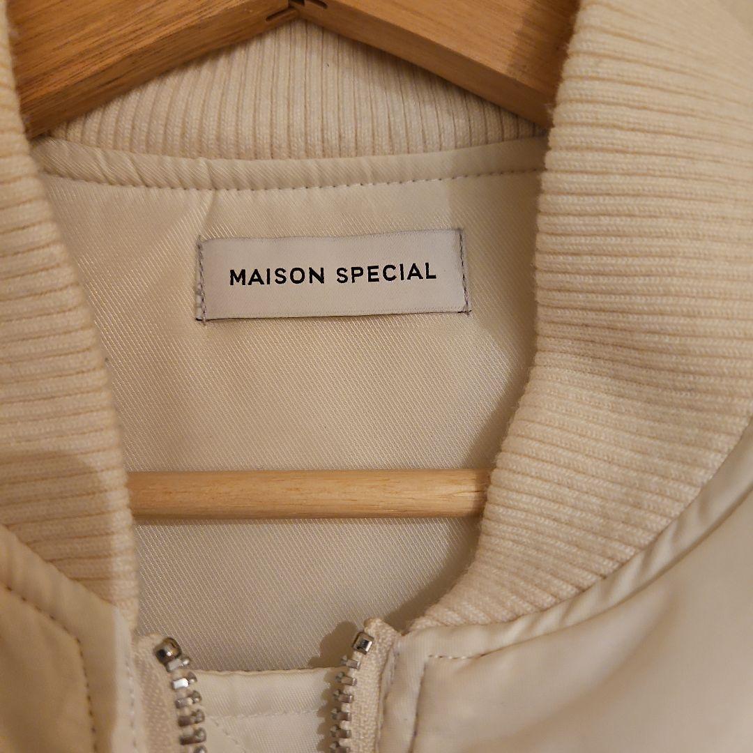 MAISON SPECIAL ホワイト MA-1ジャケット　アーム取り外し可能