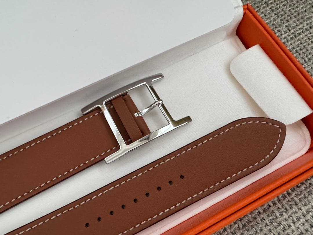 メルホ様Apple Watch Hermès ドゥブルトゥール 《アピ》