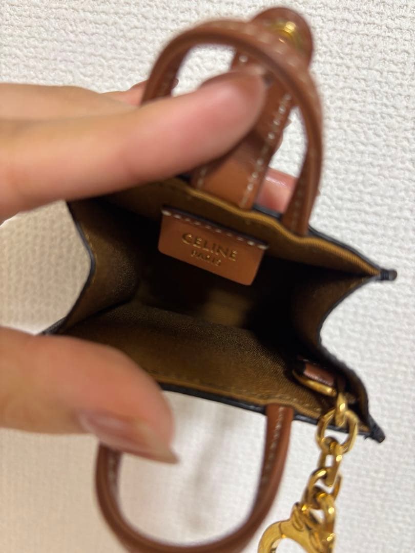 CELINE セリーヌ キーホルダー・キーチャーム マイクロ バーティカル　カバ