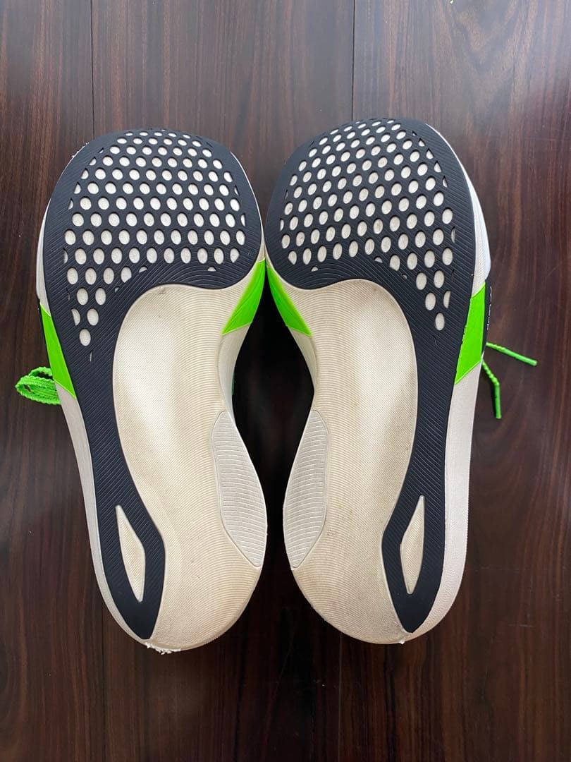 アシックス メタスピード エッジTOKYO ランニングシューズ 25.5cm