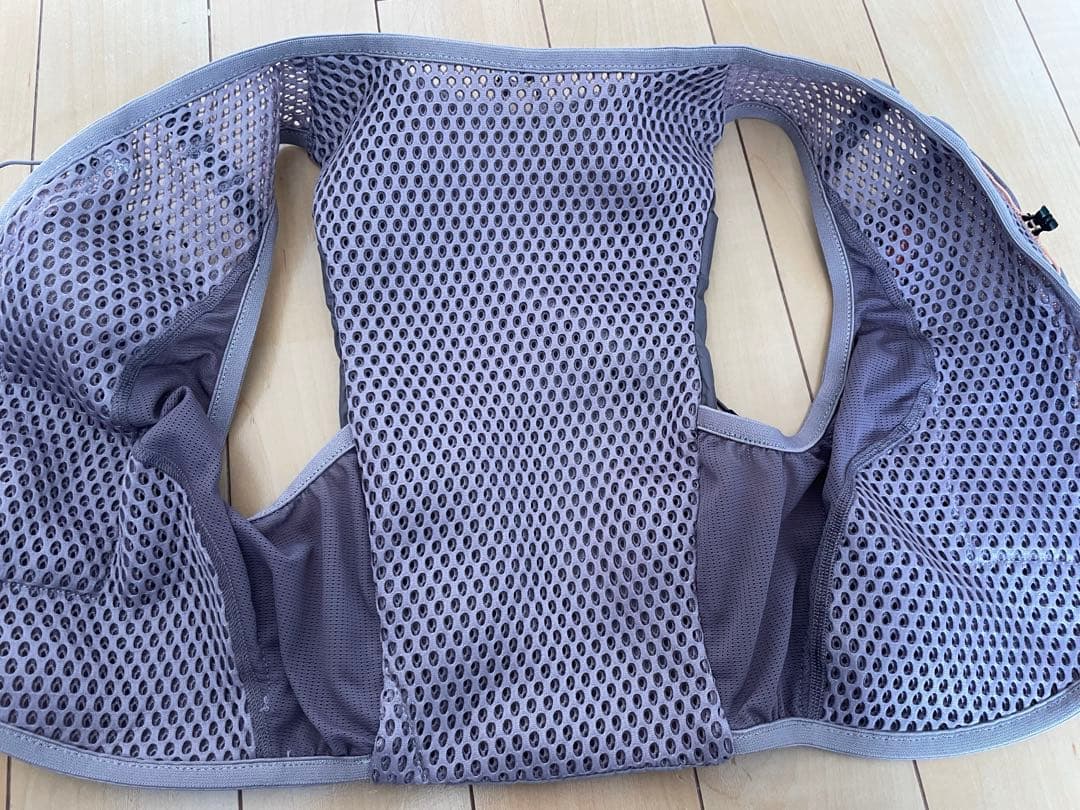 美品　SALOMON サロモン　アクティブスキン 4 Sサイズ　レディース