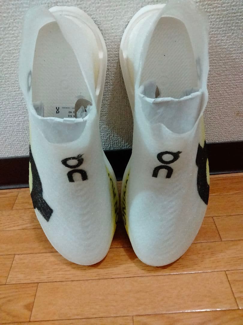 On(オン) CloudboomStrikels 25cm