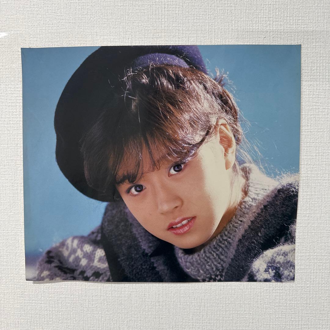 A64 中森明菜 ポスター 23×27㎝ 昭和