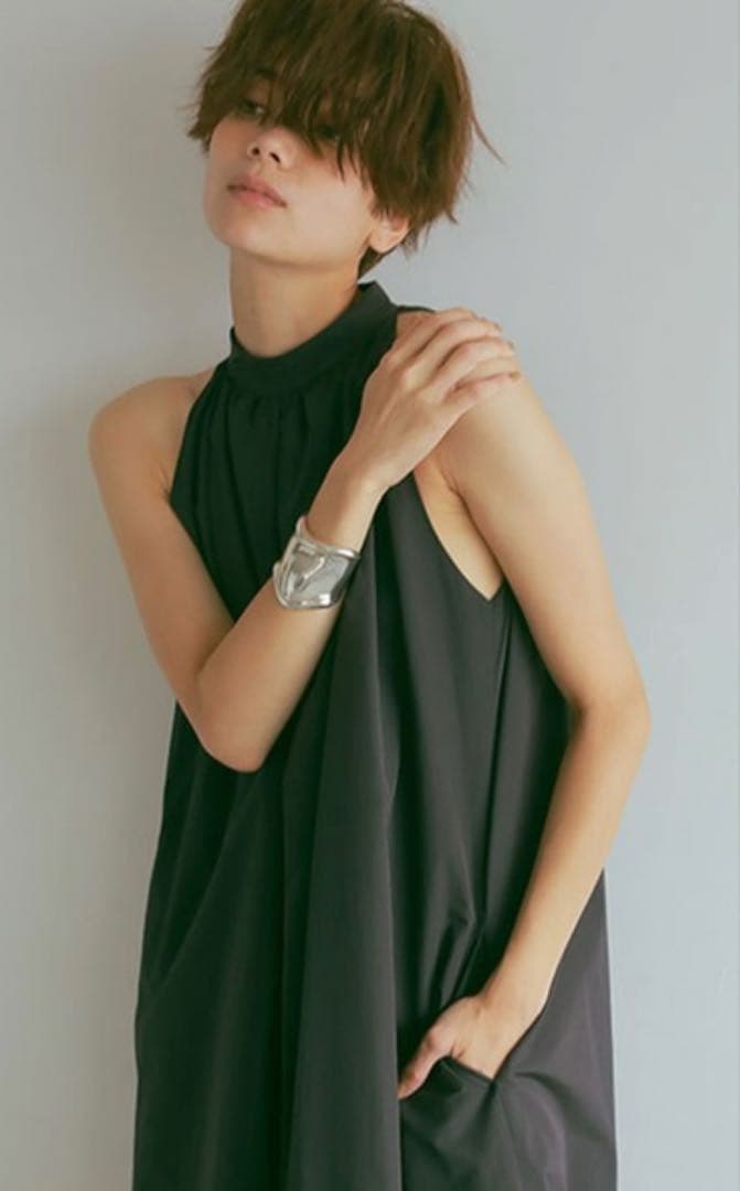 ETRE TOKYO アメスリタックオールインワン Sサイズ 黒