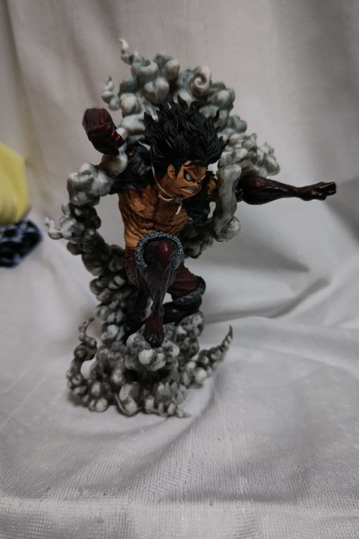 ワンピース 白ひげ胸像 スネイクマン フィギュア