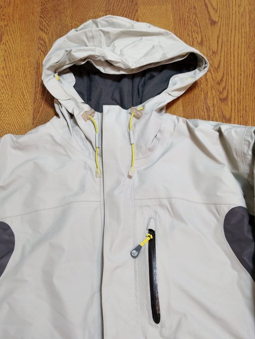 ダイワ AQUOLIA GORE-TEX 大盛中綿 ウィンタージャケット＆パンツ