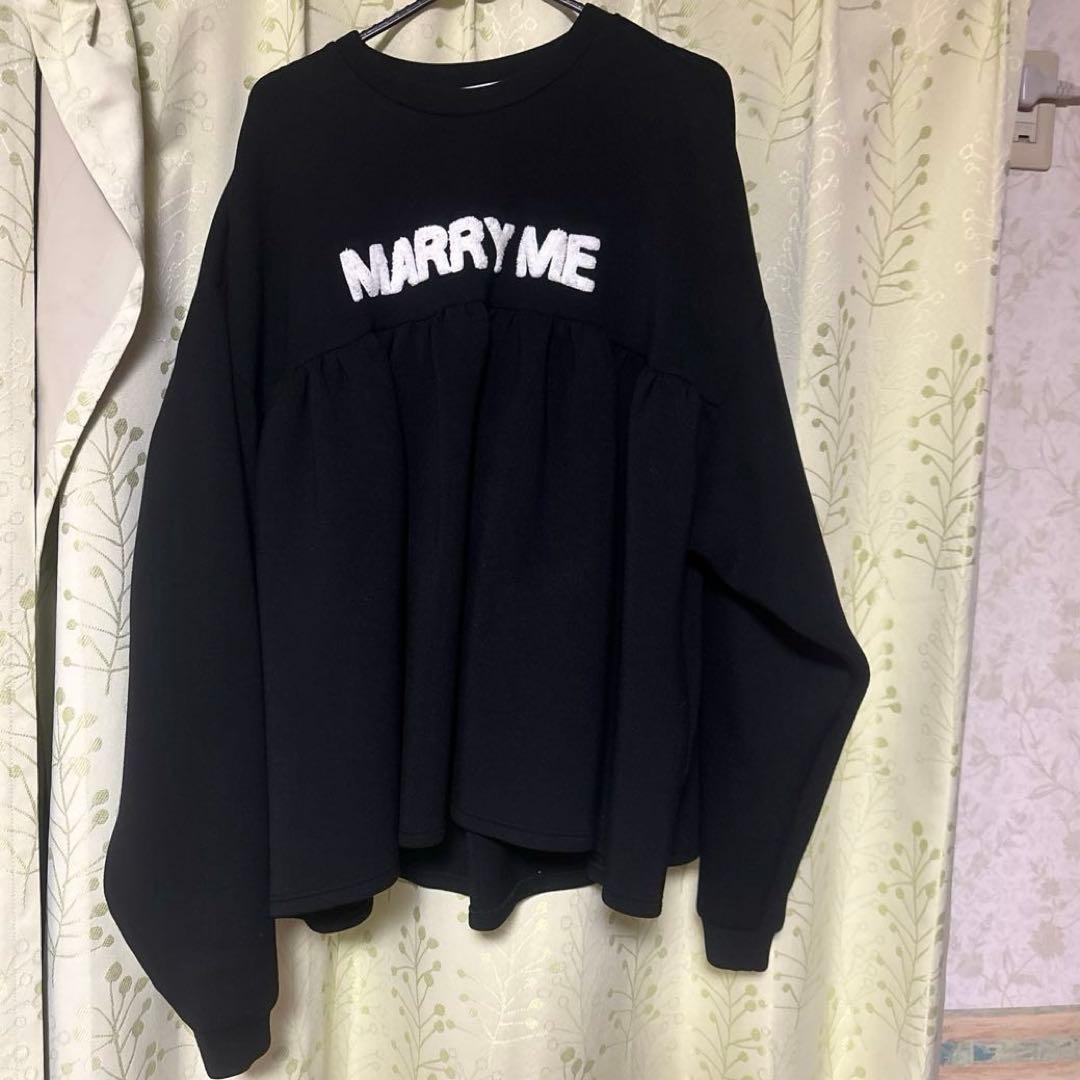 MARRY ME 刺繍トレーナー 黒