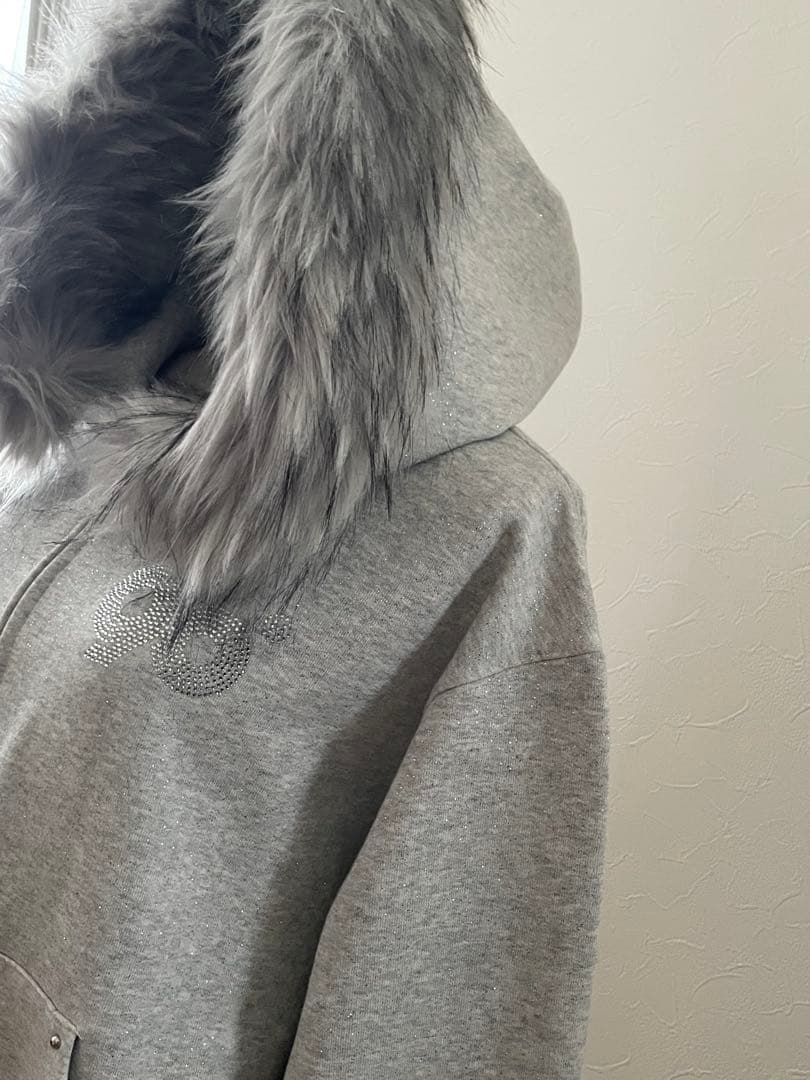 9090girl グリッターファー ジップパーカー 90ロゴ 正規品