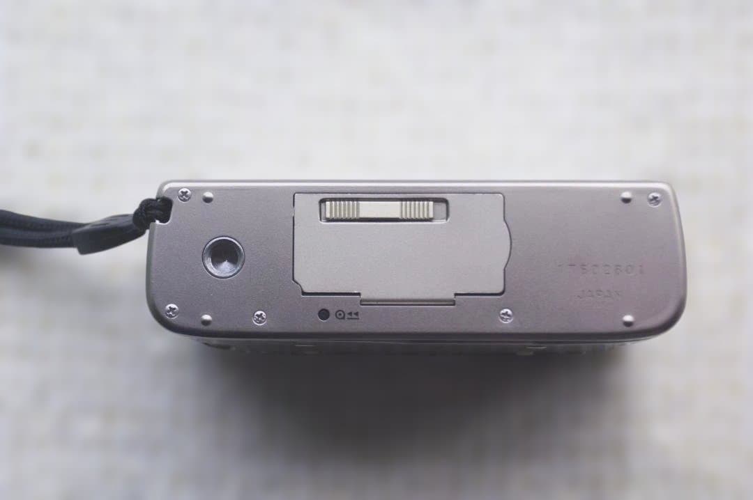 MINOLTA TC-1 コンパクトフィルムカメラ【中古】