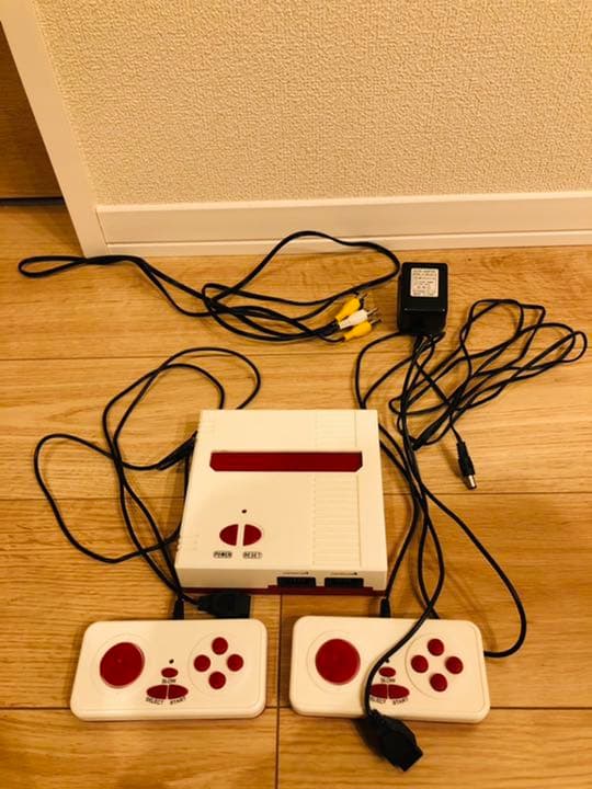 ファミコン互換機とソフト16点