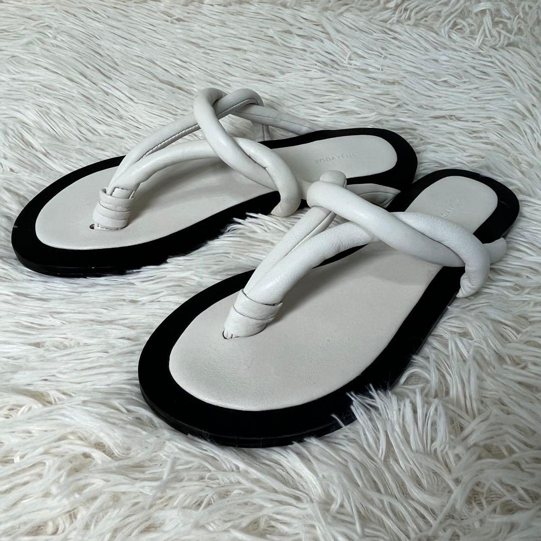 TODAYFUL トングスライドサンダル 38 白 黒