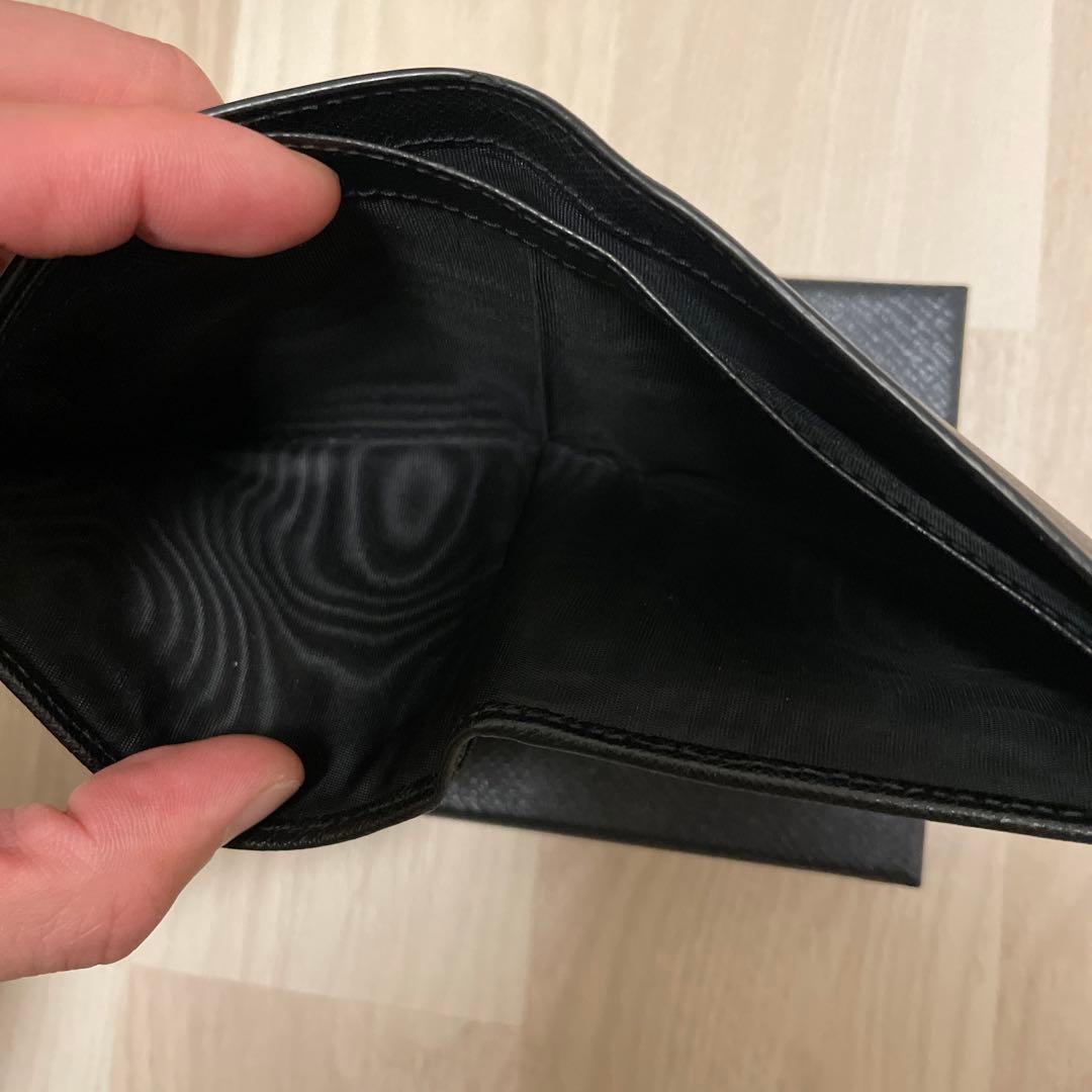 PRADA 財布