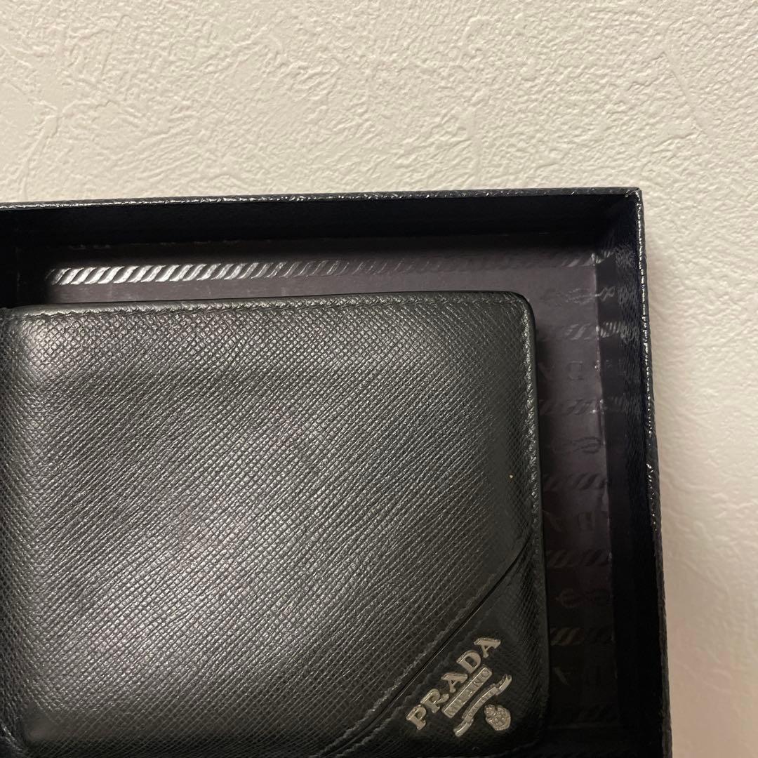 PRADA 財布