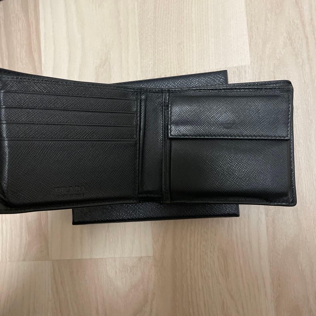 PRADA 財布