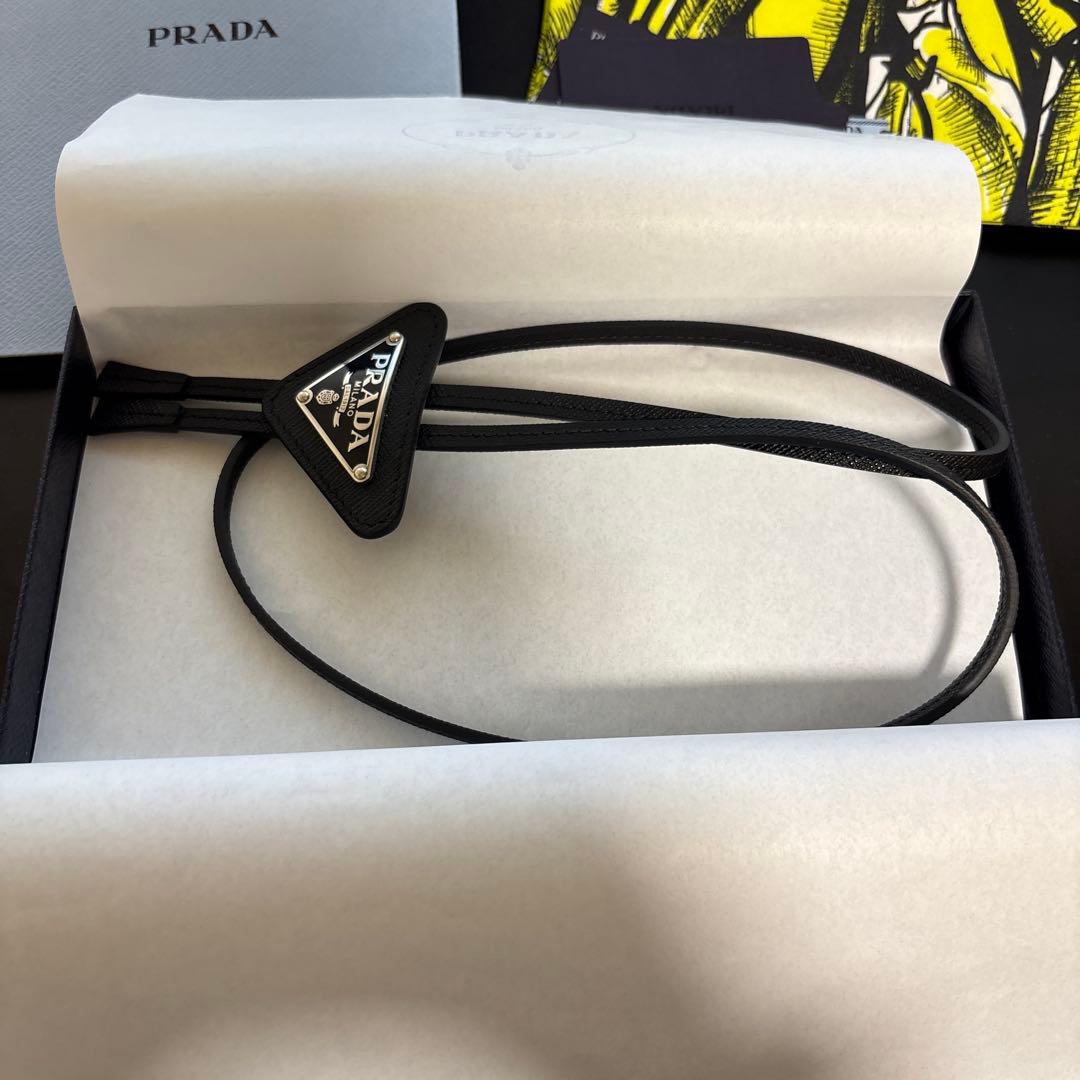 PRADA ループタイ　ブラックレザー