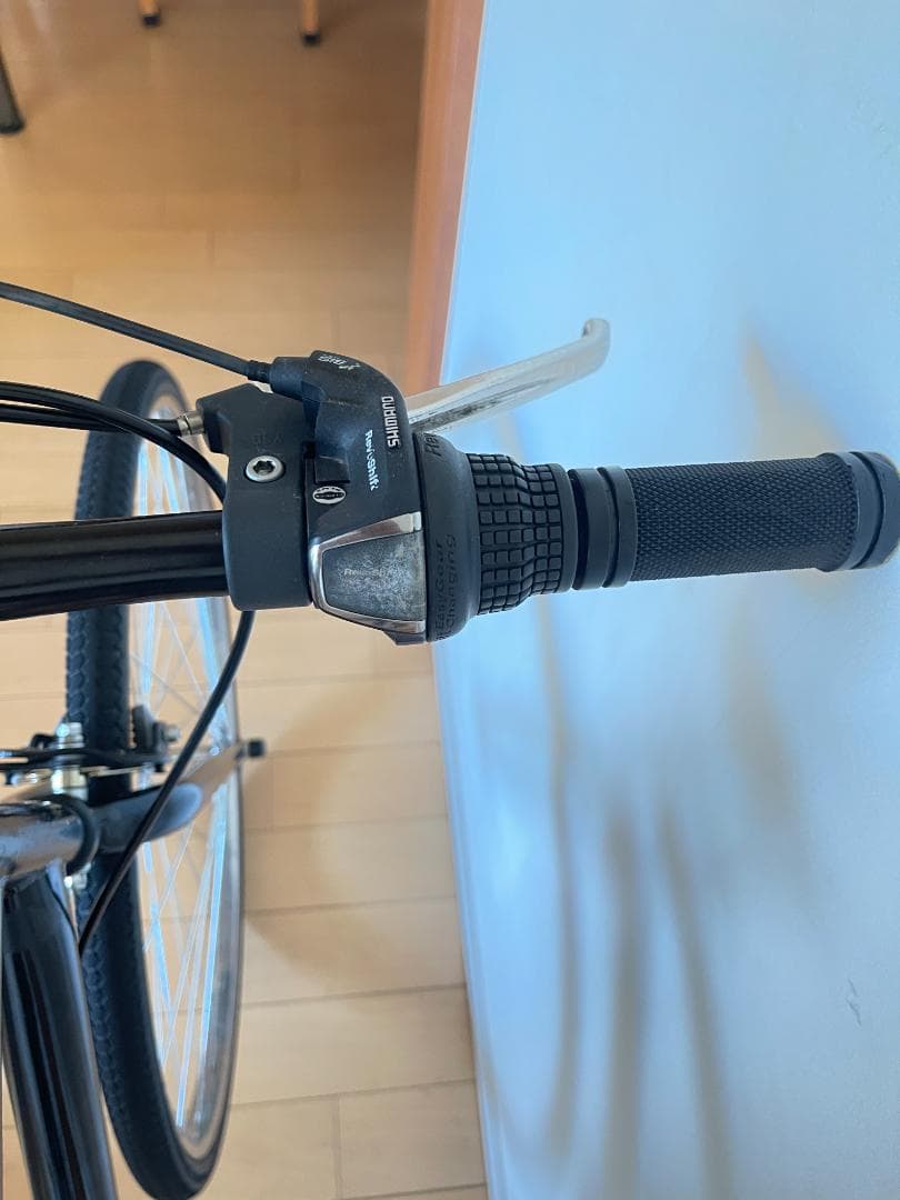 クロスバイクFITFIT 27インチ シマノ外装６段変速 black　引取専用