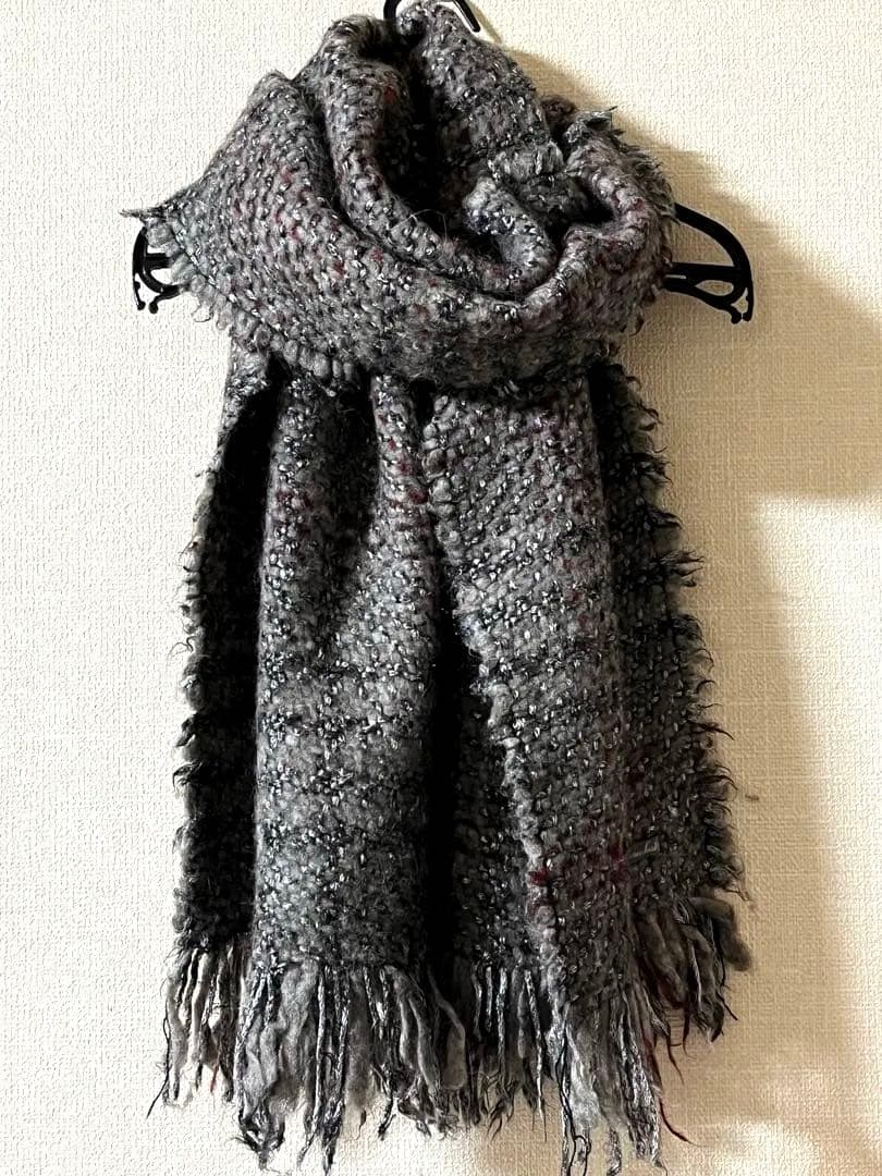 ファリエロサルティ　マフラー