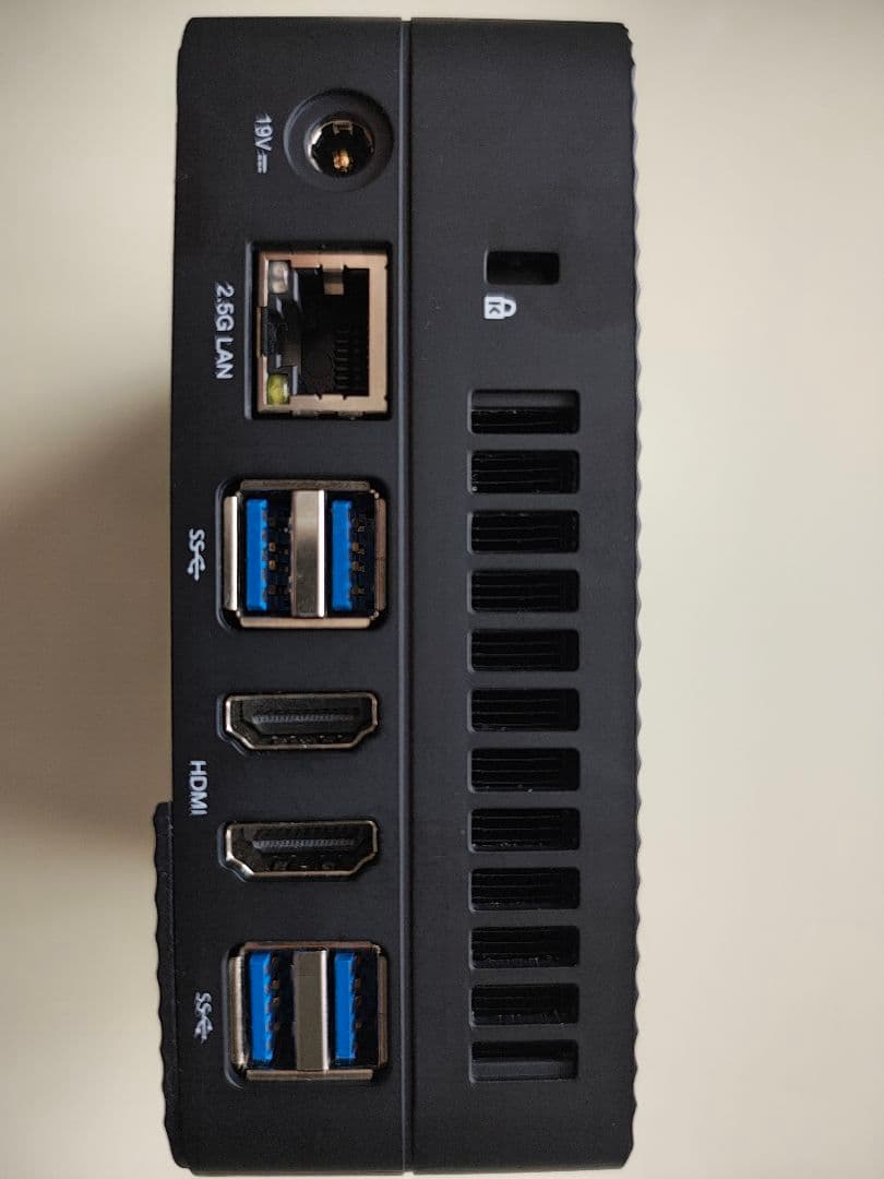 MINISFORUM UM773 Lite 32GB+1TB ミニPC