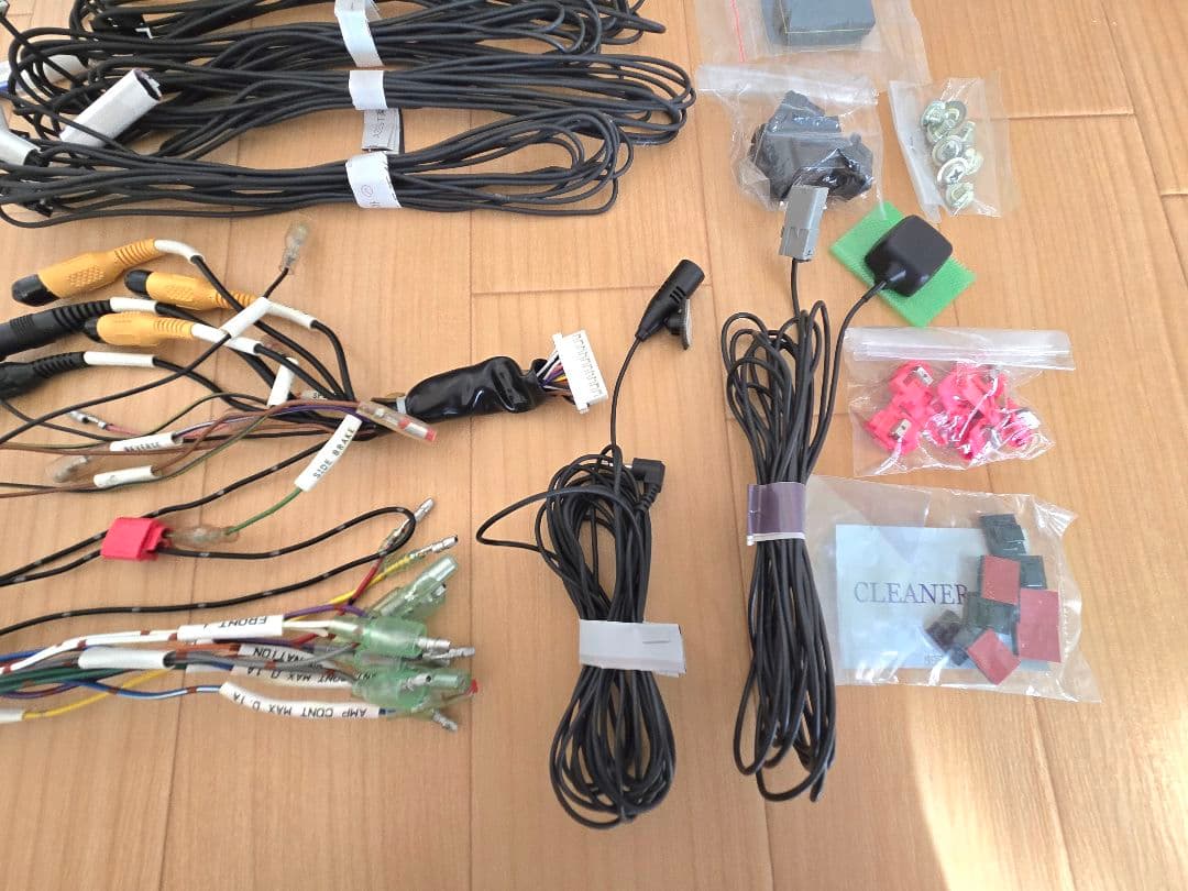 パナソニック カーナビ CN-RS02WD 地図データ2022年版に更新済