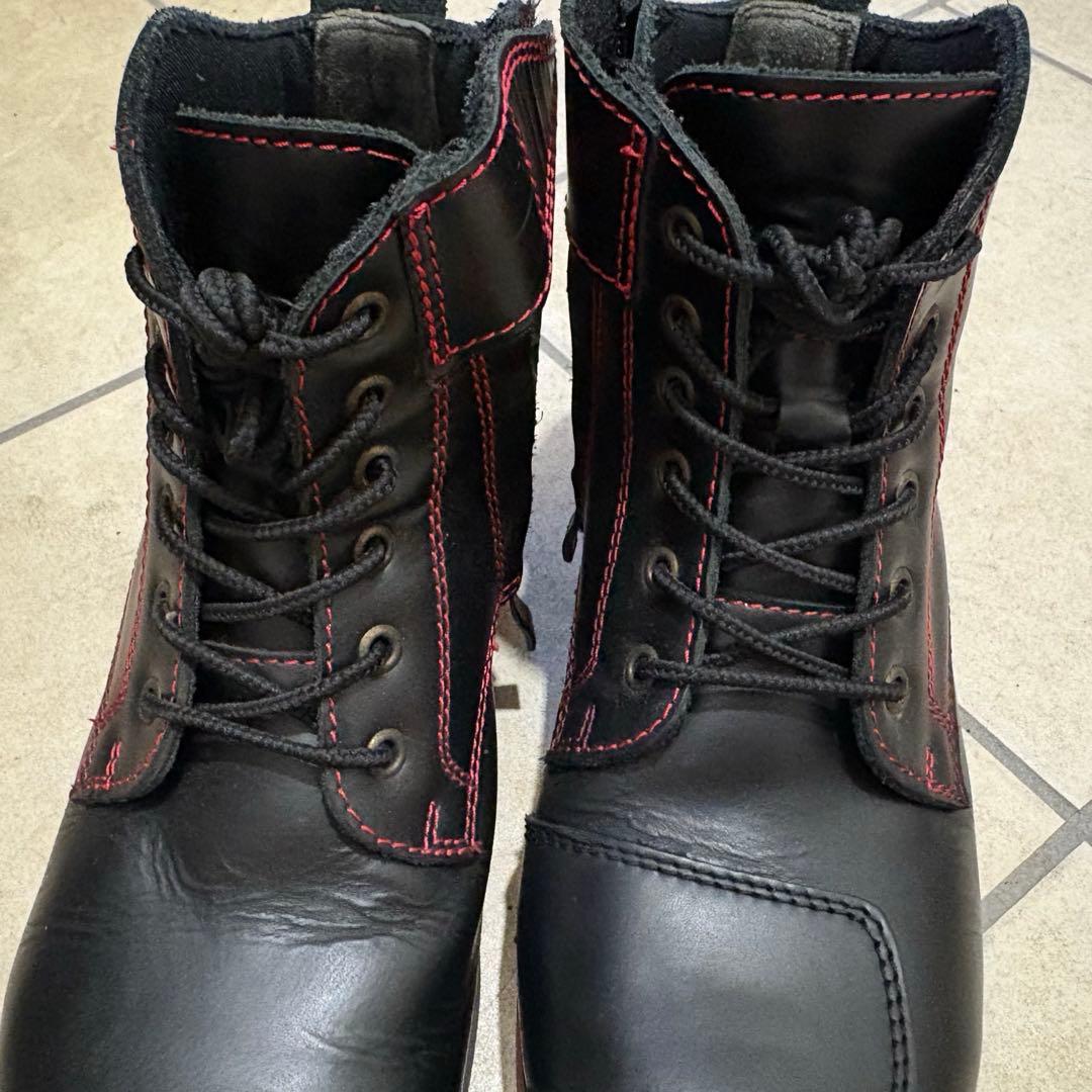 ワイルドウイング　ブーツ