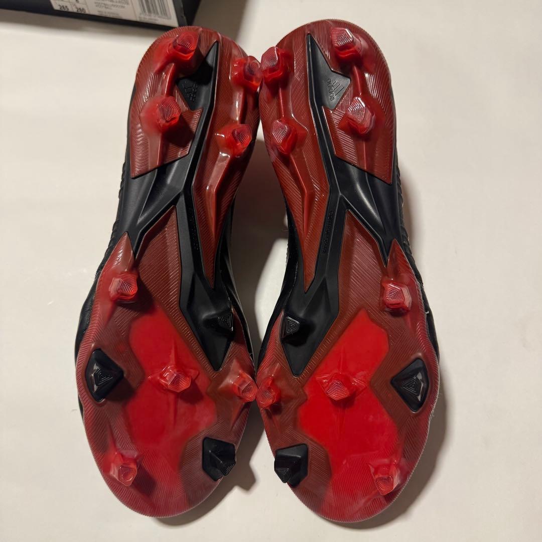 プレデター 18.1 fg lea