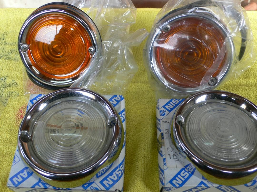 フェアレディ―SP,SR用　フロントウインカー＆白レンズ