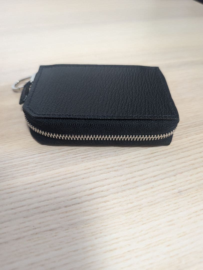 未使用　希少カラー　L’arcobaleno　スマートWキーケース