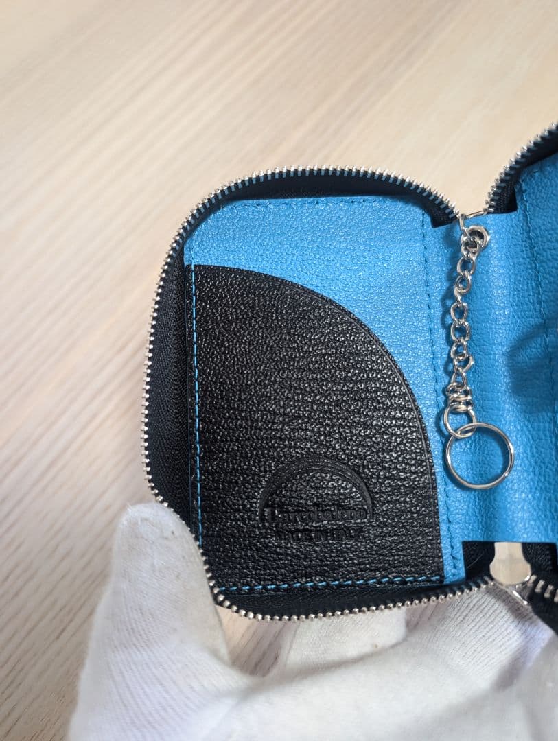 未使用　希少カラー　L’arcobaleno　スマートWキーケース