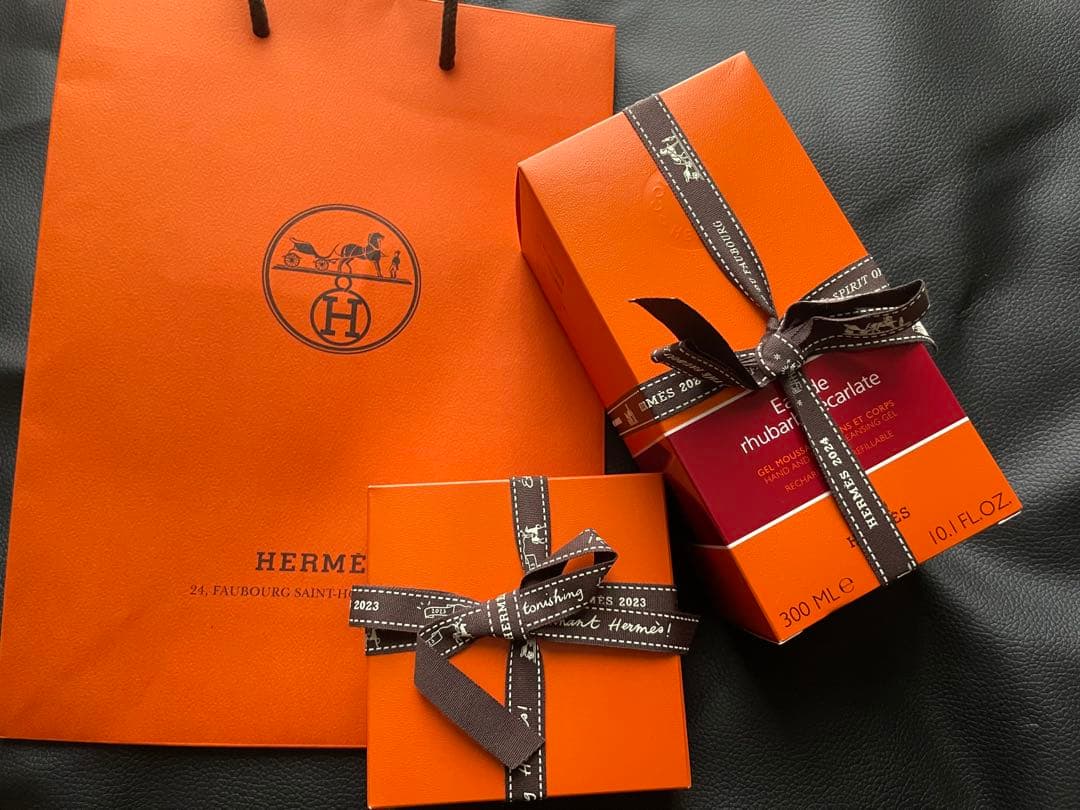 悠翔まま♡さん専用/HERMESハンド&ボディクレンジングジェル&ハンドクリ-ム