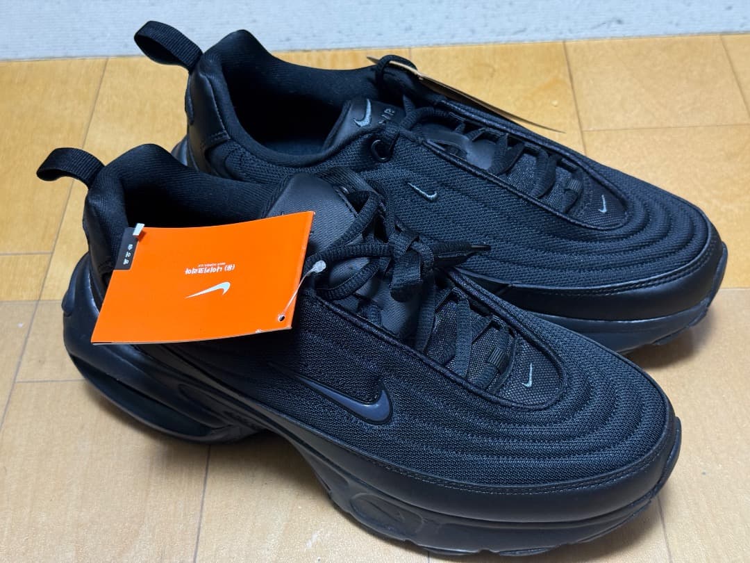 靴 W NIKE AIR MAX PORTAL 25.5cm