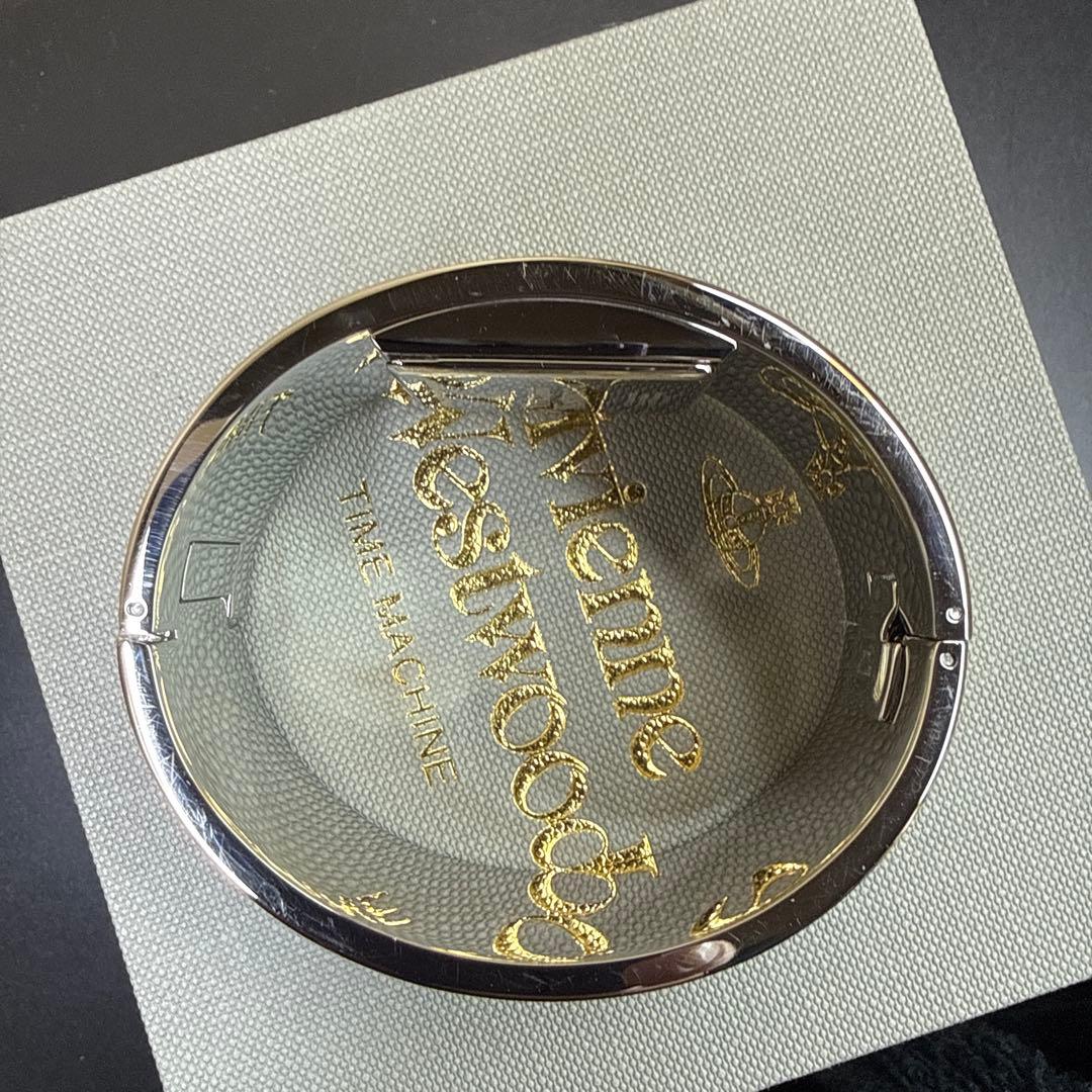 腕時計 Vivienne Westwood バングルウォッチ