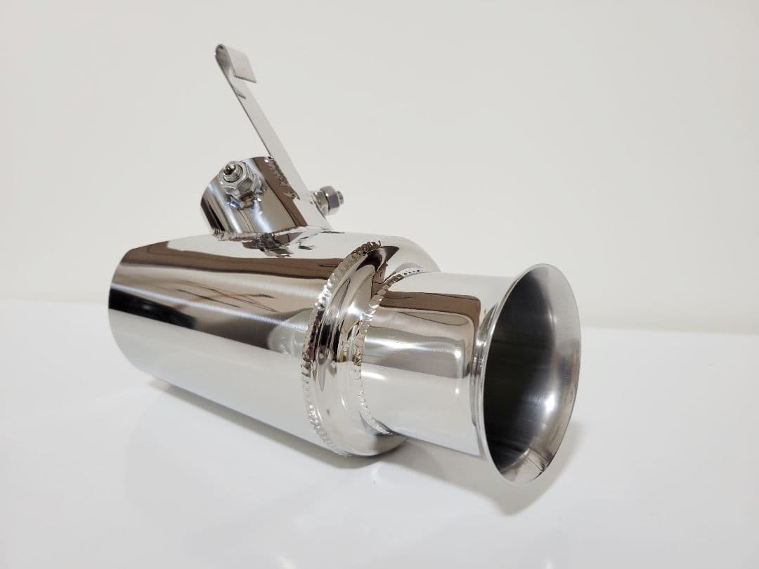 aダイハツムーヴ ムーヴカスタムLA150S砲弾型マフラーカッター