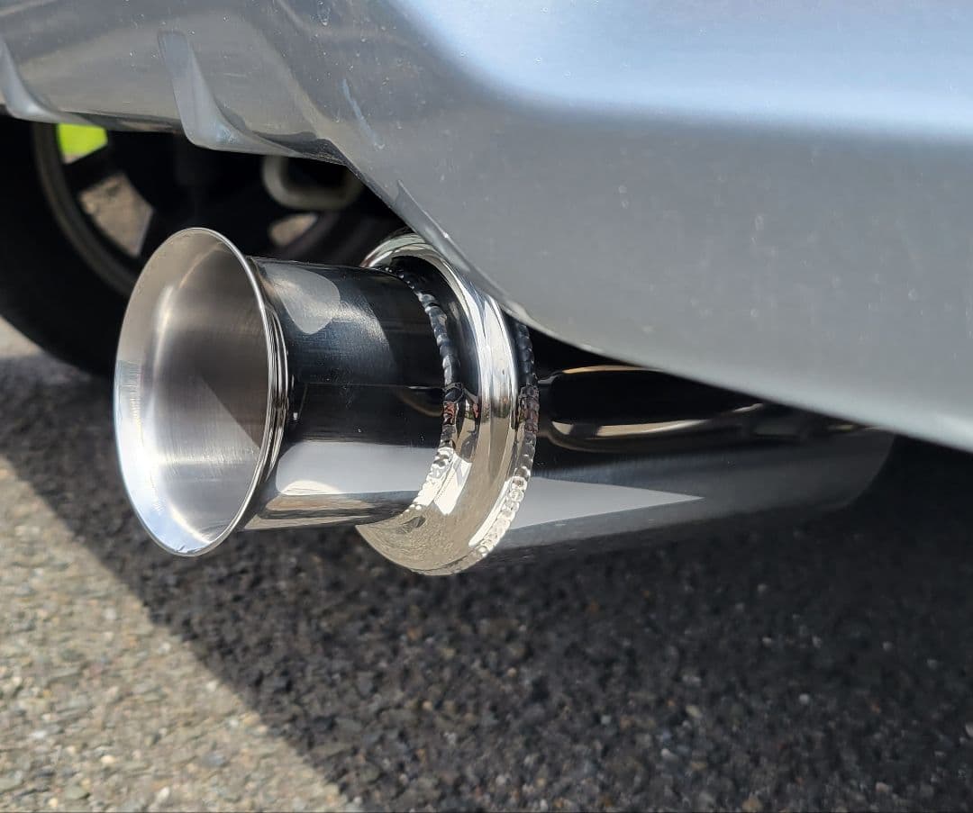 aダイハツムーヴ ムーヴカスタムLA150S砲弾型マフラーカッター