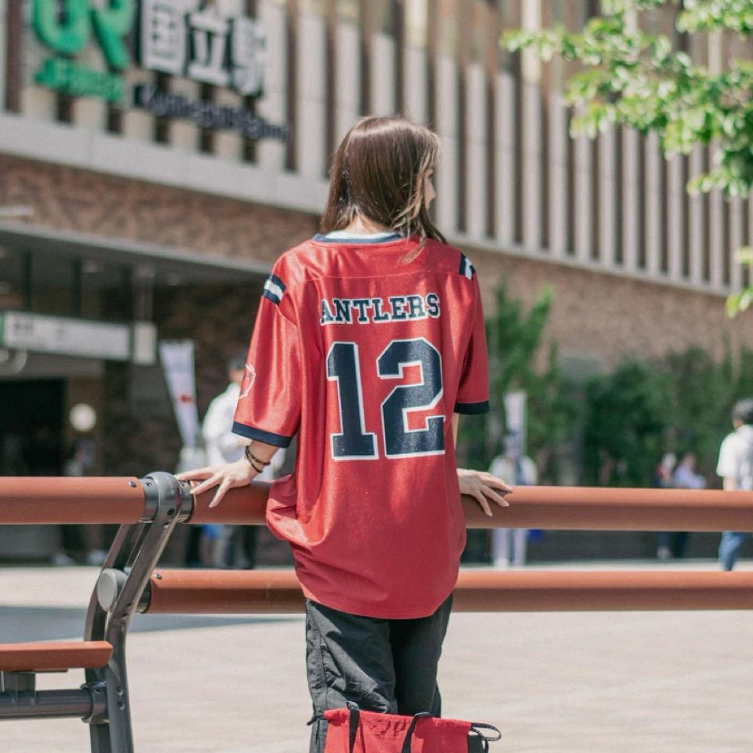 新品未使用　鹿島アントラーズ　アメフト風シャツ　Mサイズ