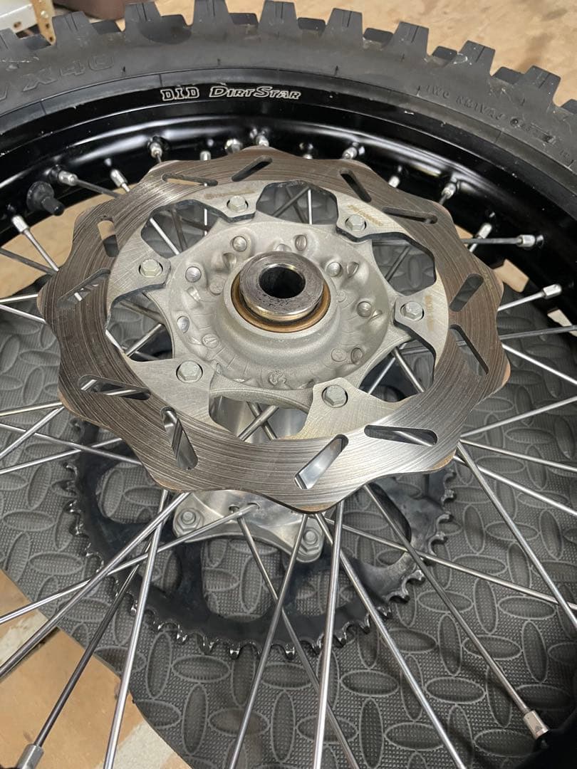 2022ハスクバーナFE250前後ホイールセット