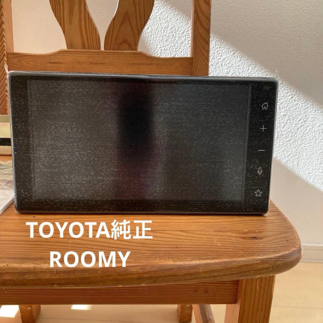 TOYOTA 9インチ　ディスプレイオーディオ　ROOMY