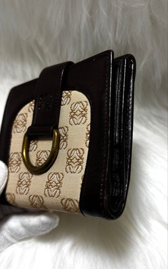 LOEWE 二つ折り財布　アナグラム　Dリング　大幅値下げ　早い者勝ち