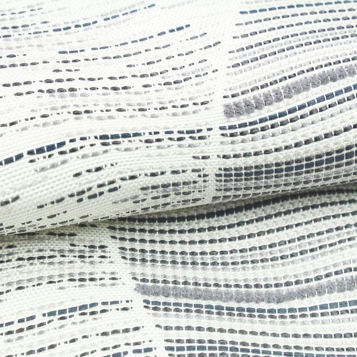 高価な【松煙染】　ミニマリズムな、大人のエレガントスタイルに…　美品の袋帯です