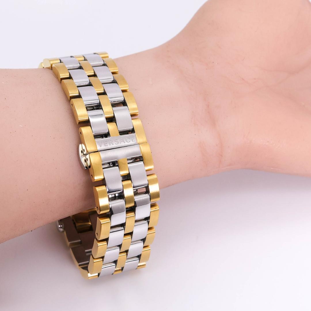 □稼働 VERSACE 腕時計 メデューサ デュアルタイム ゴールド 2617