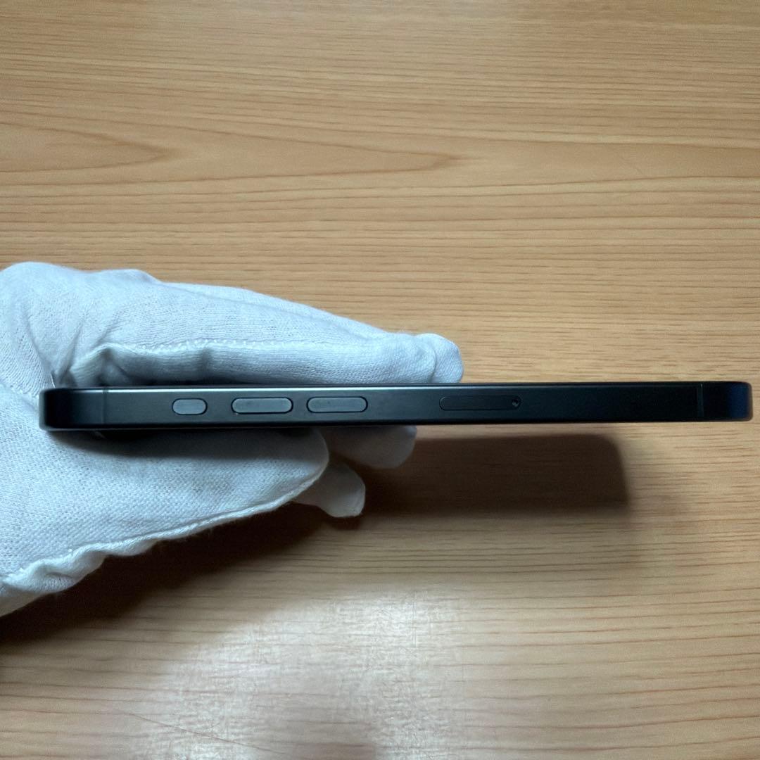 iPhone 15PRO 256GB ブラックチタニウム