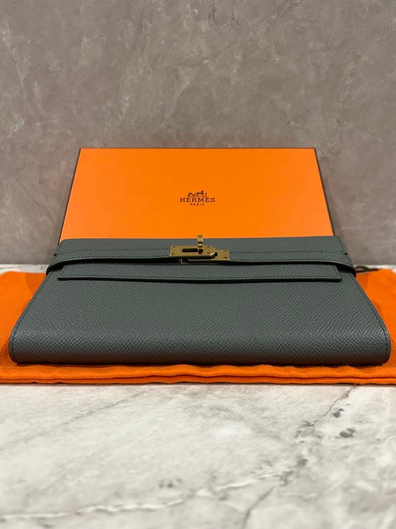 【貴重カラー】 エルメス ケリーウォレット ロング ヴェールアマンド エプソン