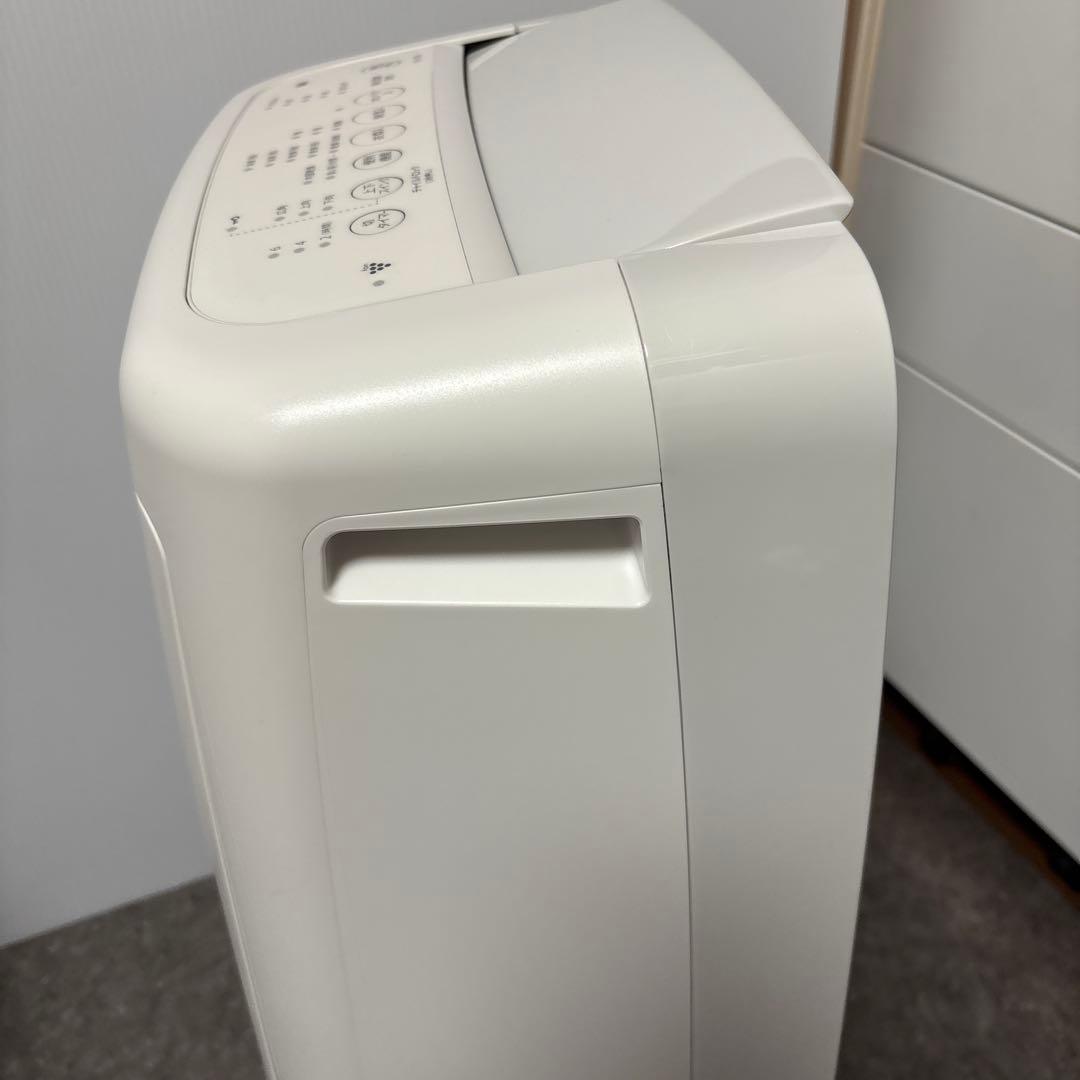 美品　SHARP 衣類乾燥除湿機　CV-J120　プラズマクラスター