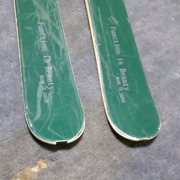 テレマーク  スキー板  ステップソール