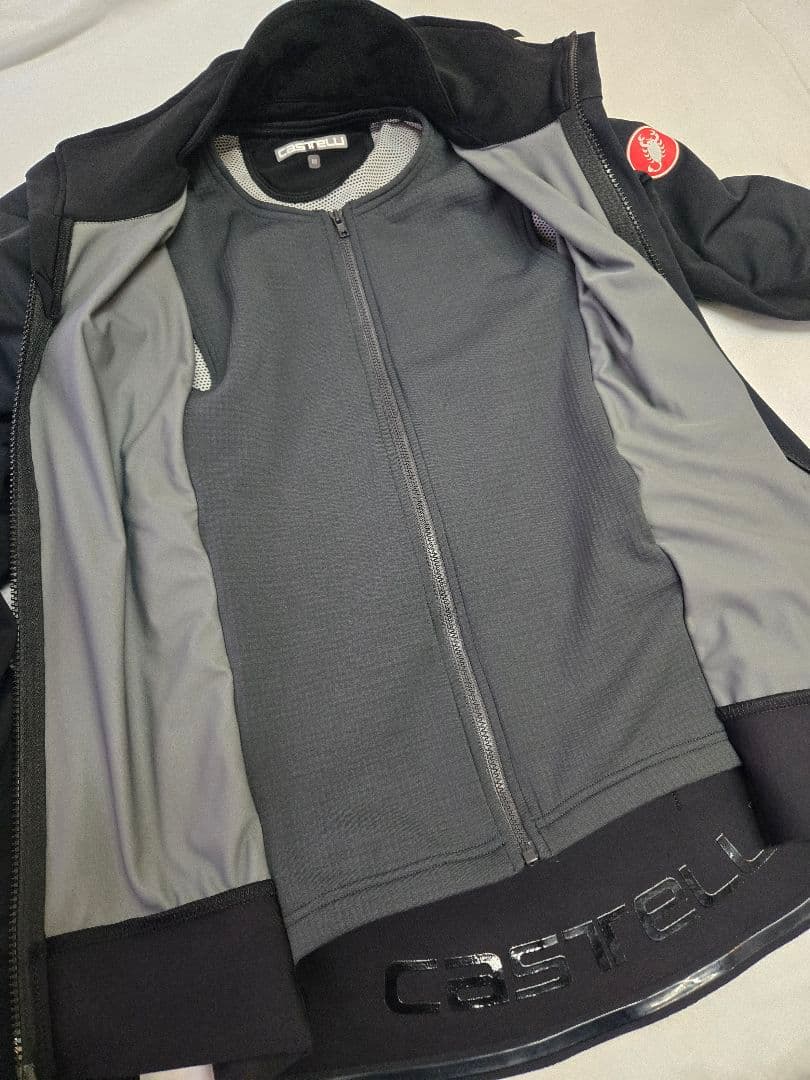 カステリ　GORE-TEX　ウインタージャケット　Mサイズ