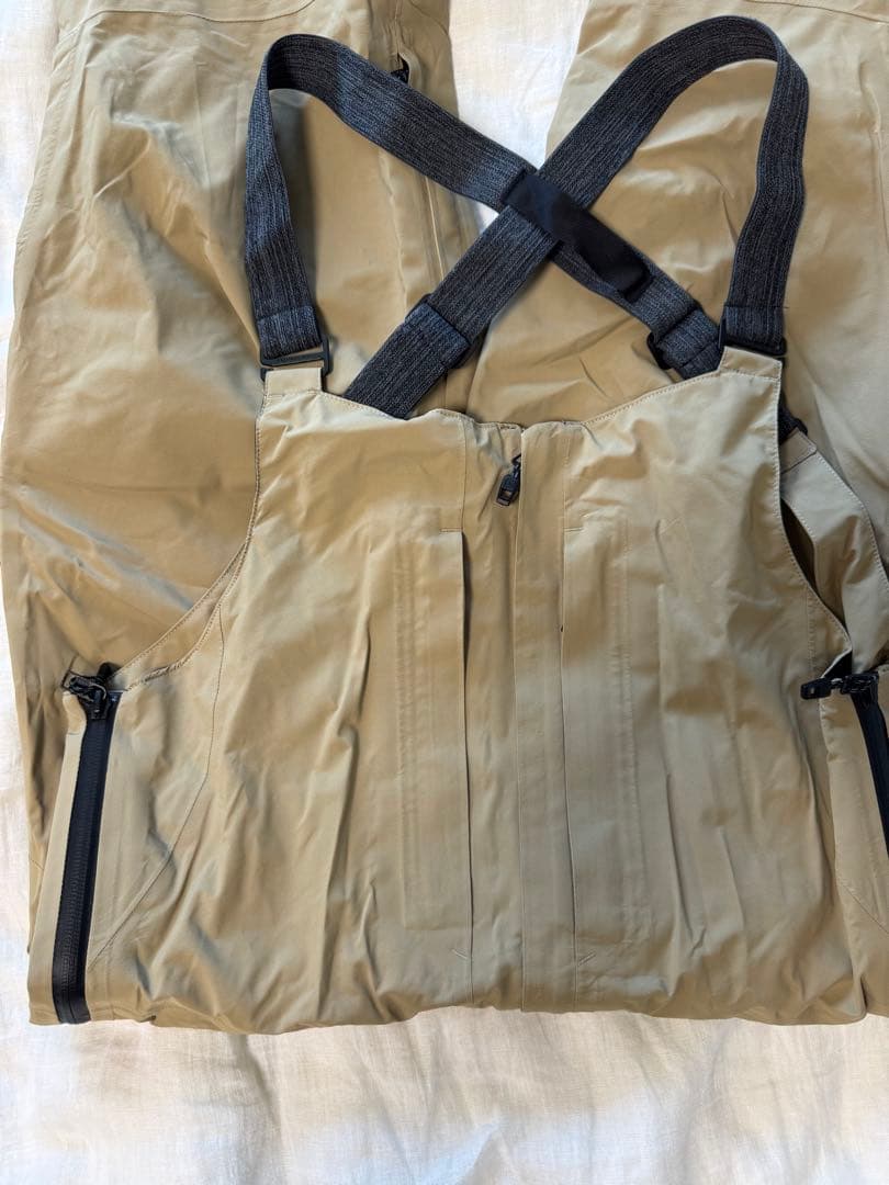 バートン　AK ウーマンズ　Gore-Tex2 L ビブパンツ　M