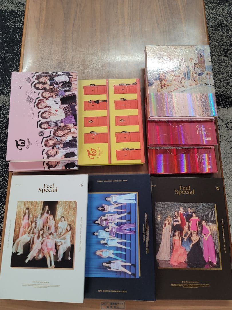 TWICE 引退品 値下げ可能