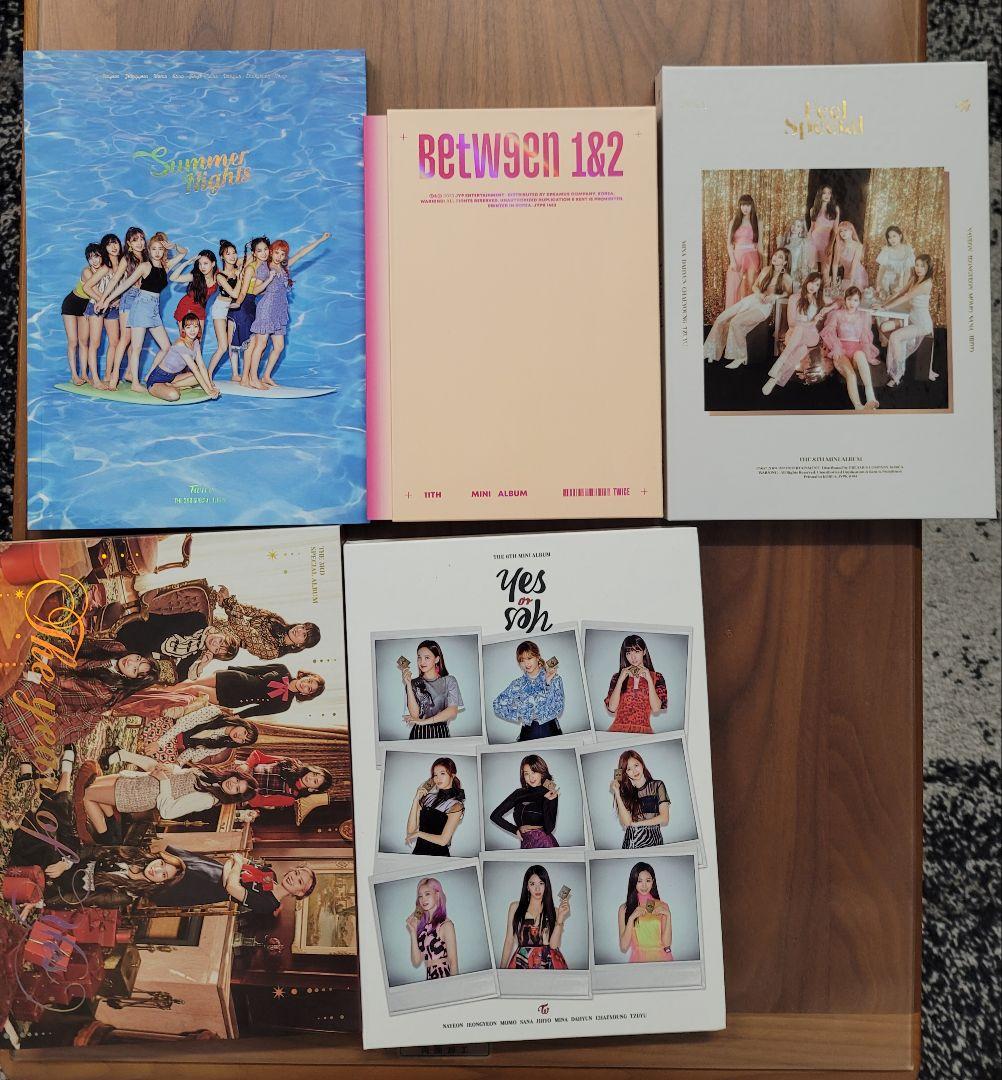 TWICE 引退品 値下げ可能